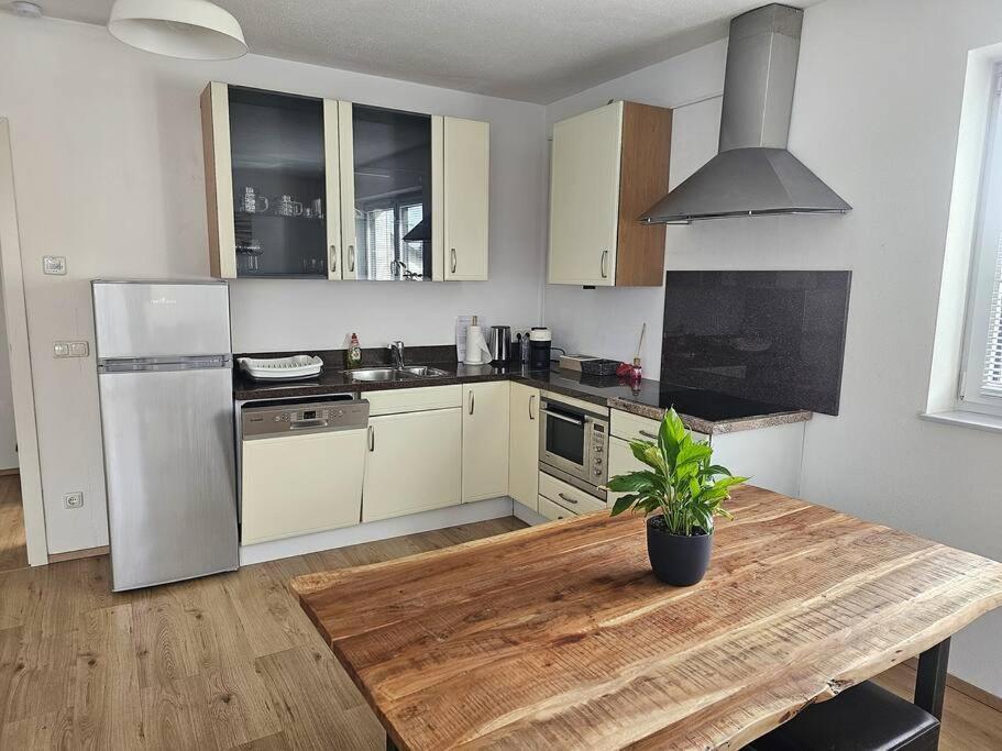 Gunskirchen - Wels Wohnung Zewnętrze zdjęcie